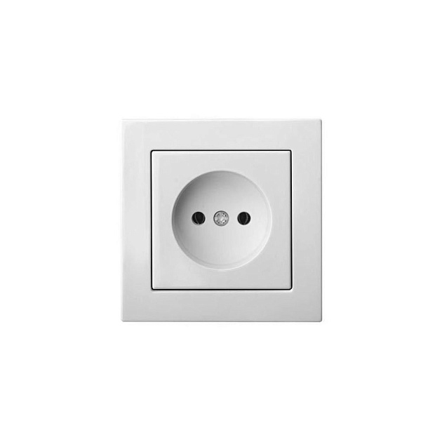 Розетка 2P Liregus Epsilon белый 28-015 Фото № 1