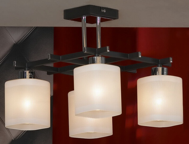 Потолочная люстра Lussole Costanzo GRLSL-9007-04 Фото № 3