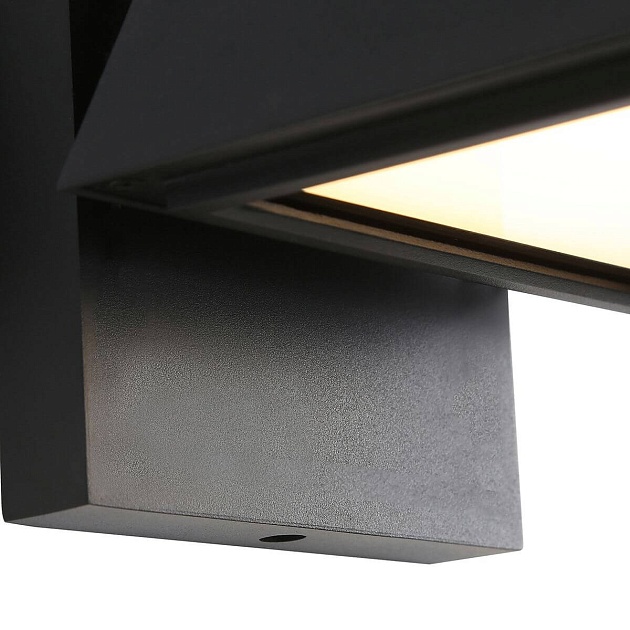 Уличный настенный светодиодный светильник Favourite Trapezium 4300-1W Фото № 4