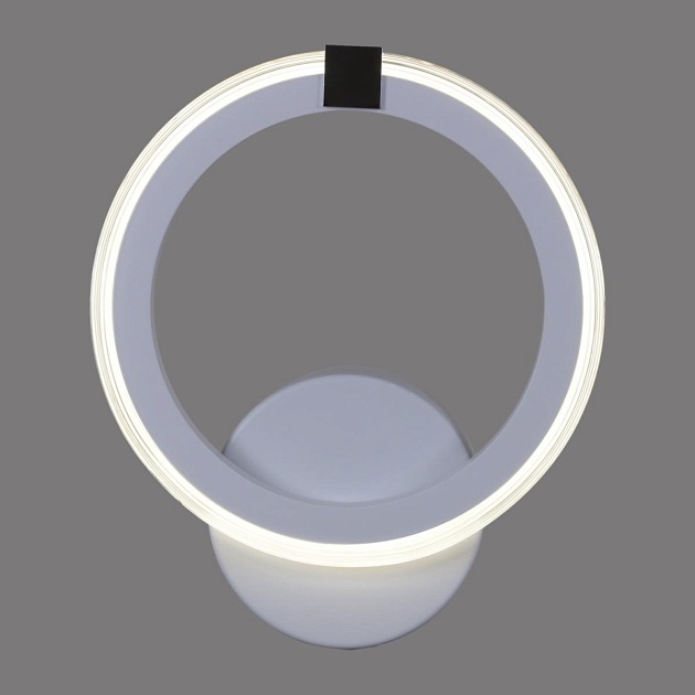Бра Reluce 06319-3.2-01 WH+CR изображение 1 Бра Reluce 06319-3.2-01 WH+CR Фото № 1