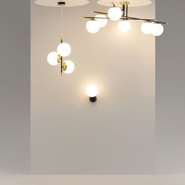 Подвесной светильник Maytoni Nostalgia MOD048PL-03G Фото № 4